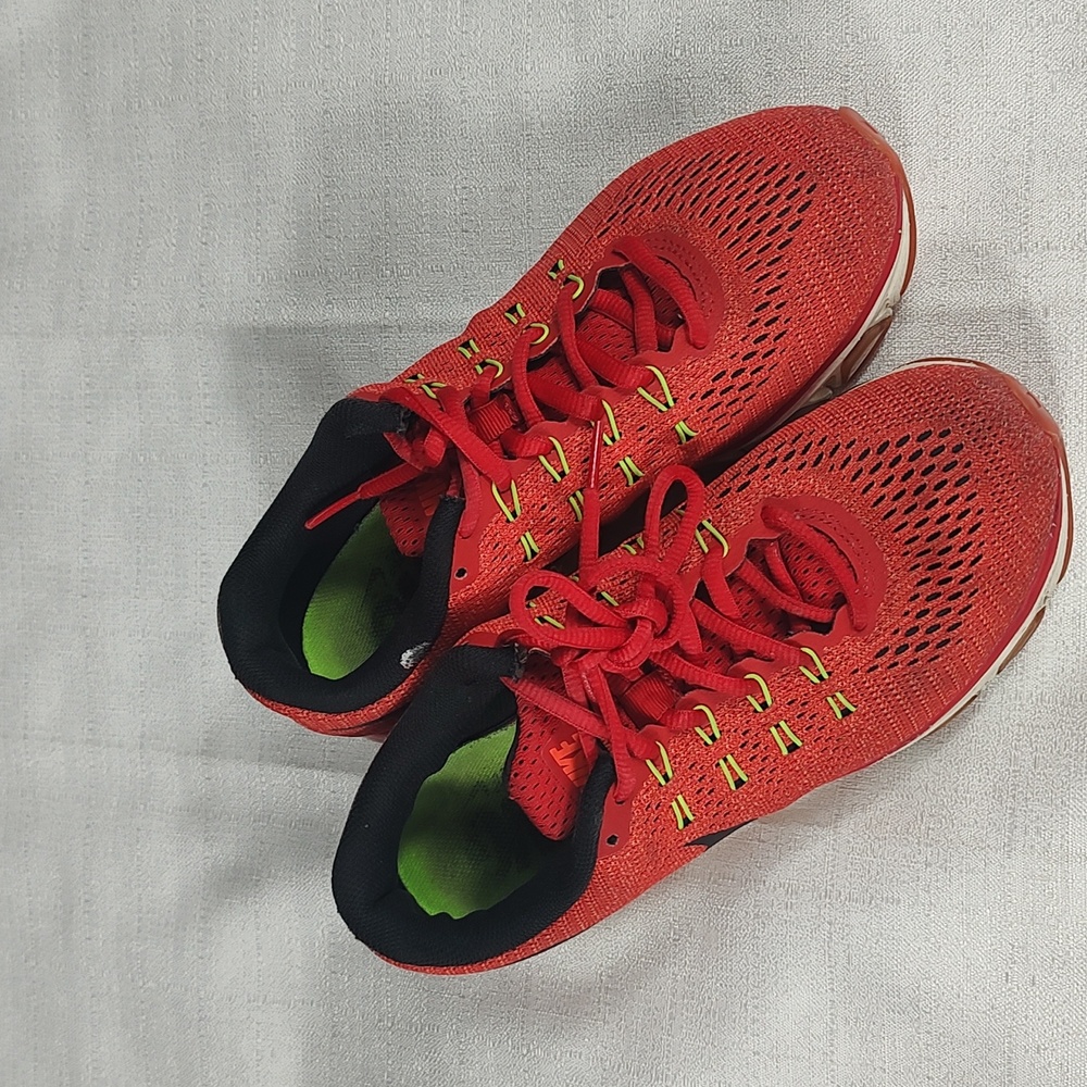 Nike Air Max Tailwind 8 Running Trail Active Sports Lace Up Sneakers Size 6.5